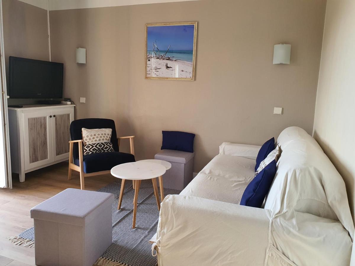 Les Issambres Appart 6 Pers Grande Terrasse Superbe Vue Mer Et Golfe De Saint Tropez, Piscine Exterior photo