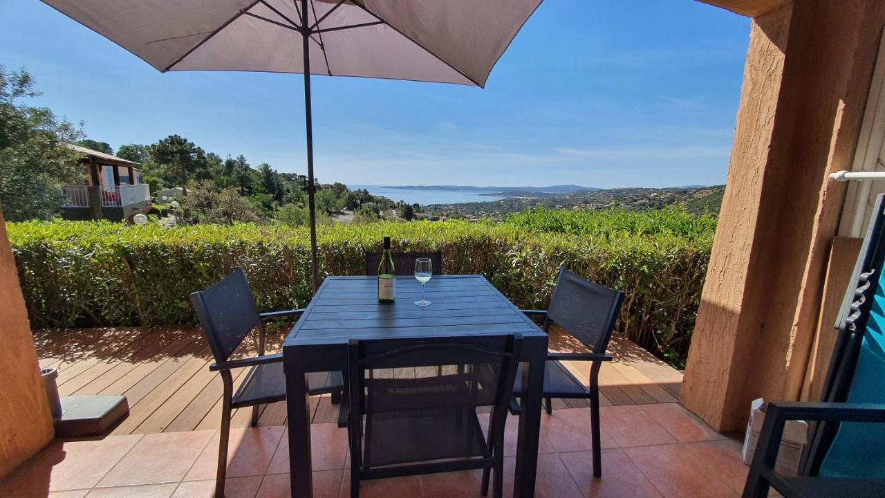 Les Issambres Appart 6 Pers Grande Terrasse Superbe Vue Mer Et Golfe De Saint Tropez, Piscine Exterior photo